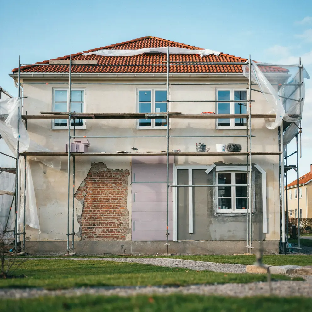 renovera putsad fasad tillaggsisolering i nacka varmdo stockholm